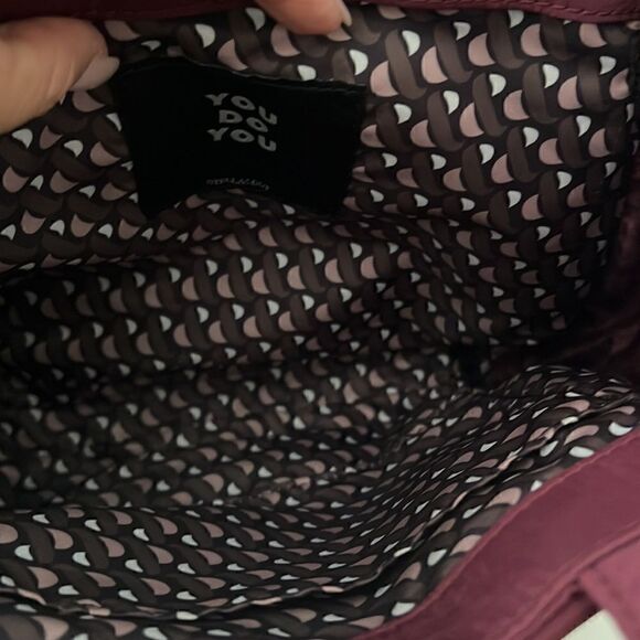 Stella & Dot Zip It Oxblood You Do You Detachable Strap Purse Crossbody - Picture 9 of 15